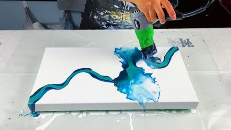 Blow-up of paint with a hair dryer