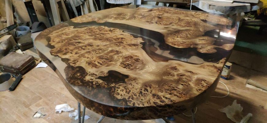 Slab and epoxy resin table